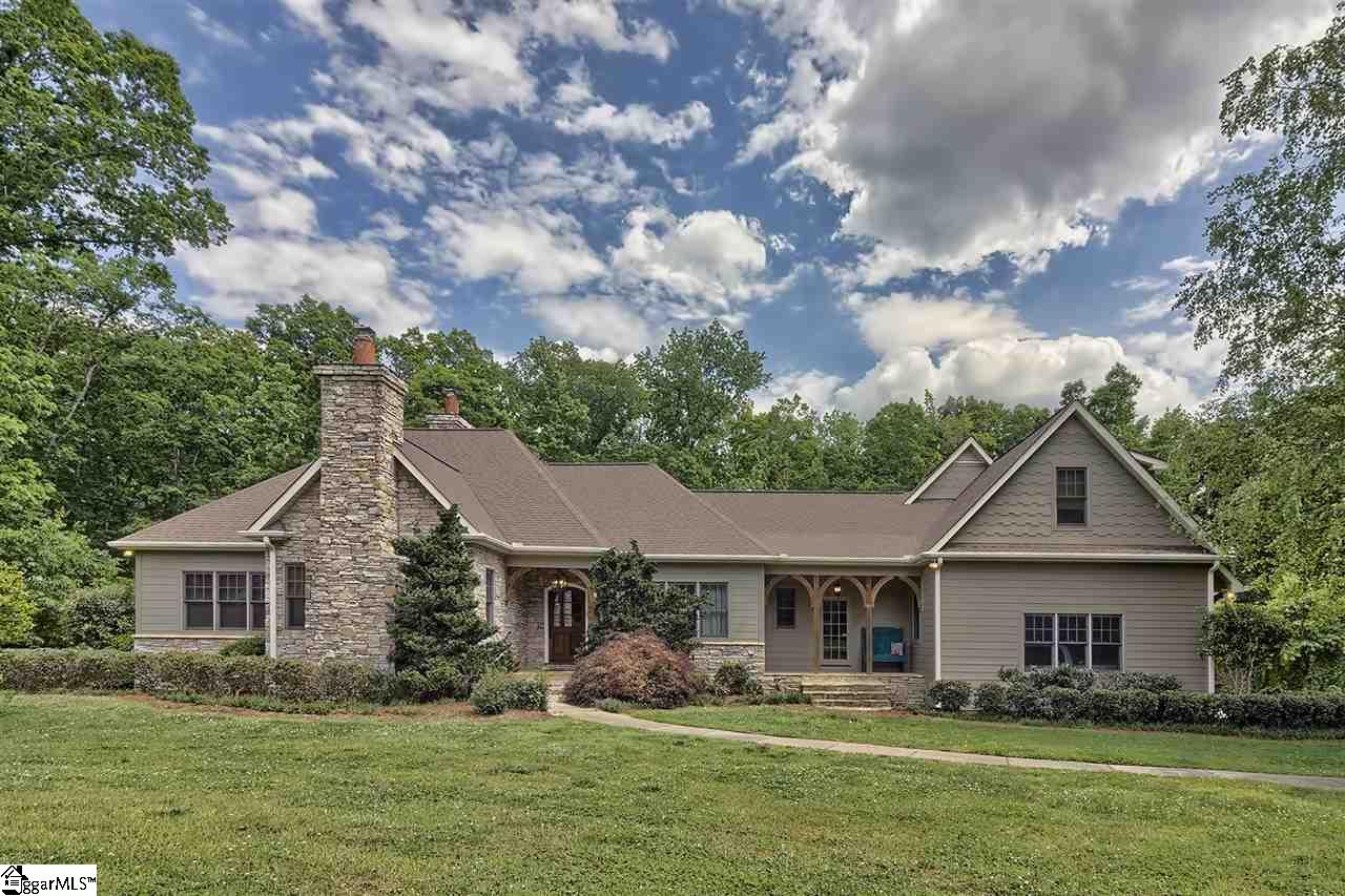 Property image 1 at 10 Dawson Road, Greenville, SC 29609