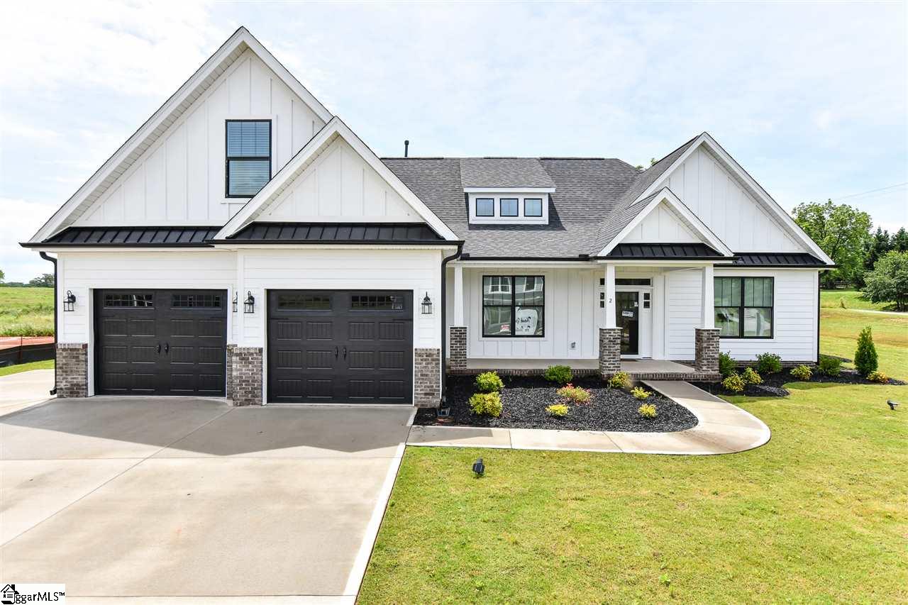 Property image 1 at 2 Claridge Way, Greer, SC 29651
