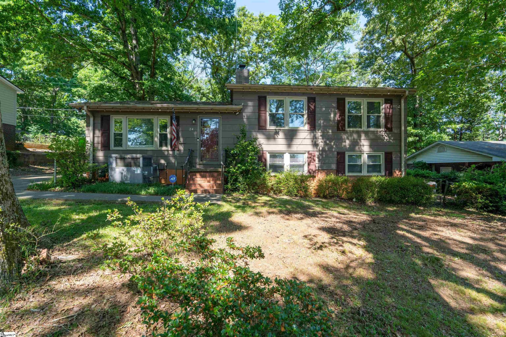 Property image 1 at 24 Kathryan Court, Greenville, SC 29605