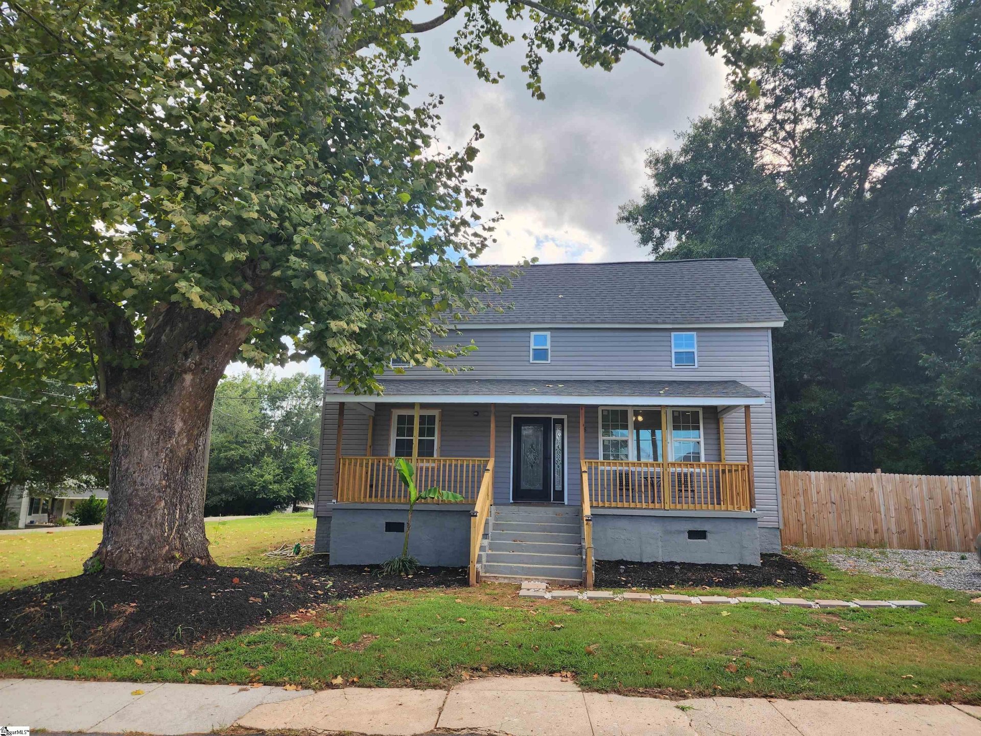 Property image 1 at 18 Square Street, Pelzer, SC 29669