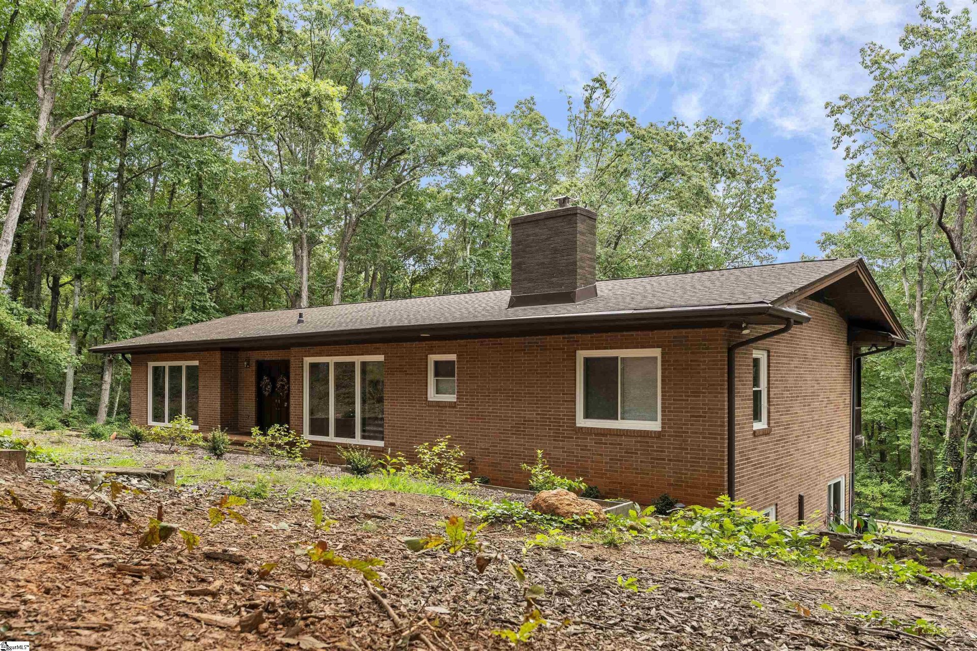 Property image 1 at 17 Woodhaven Drive, Greenville, SC 29609