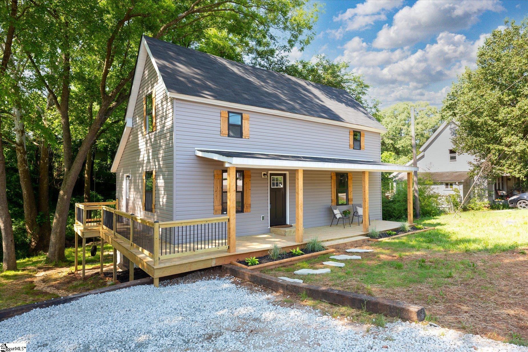 Property image 1 at 12 Front Street, Pelzer, SC 29669
