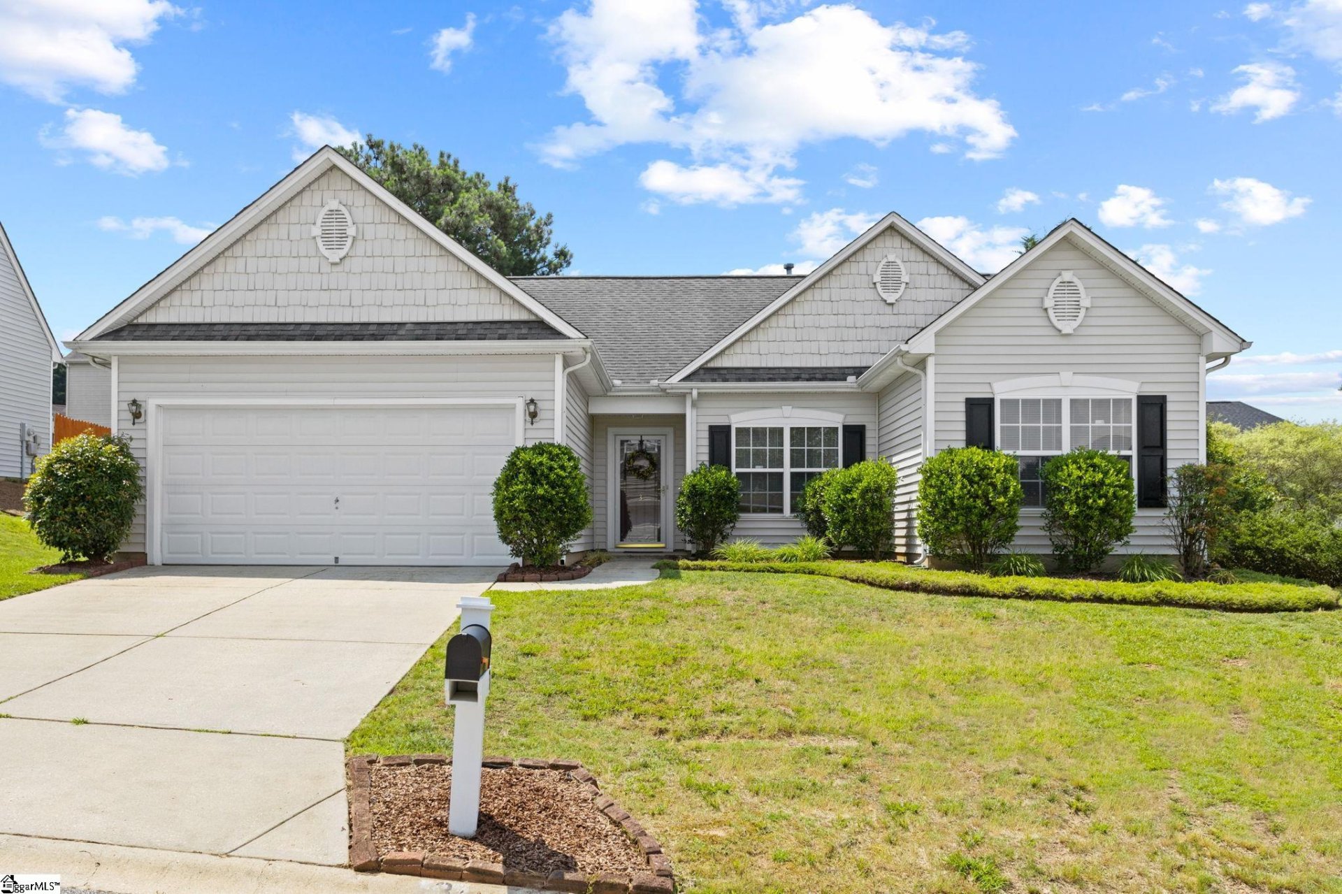 Property image 1 at 3 Crestbrook Drive, Greenville, SC 29607