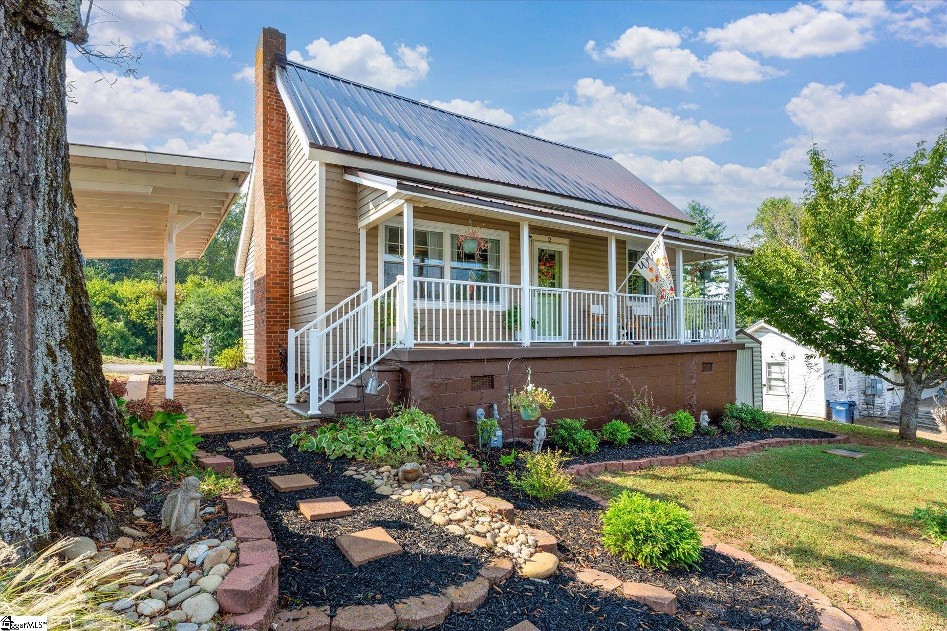 Property image 1 at 2 Capers Street, Pelzer, SC 29669