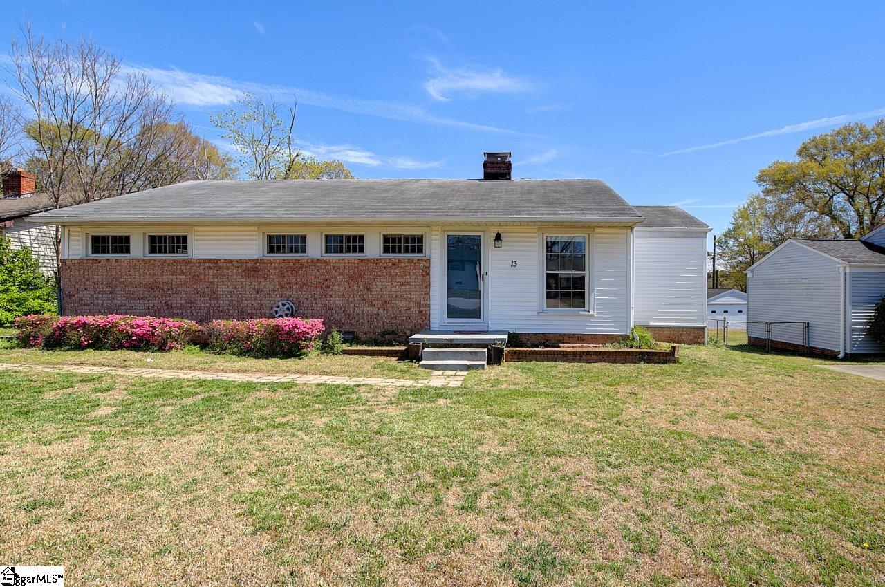 Property image 1 at 13 Farmington Road, Greenville, SC 29605