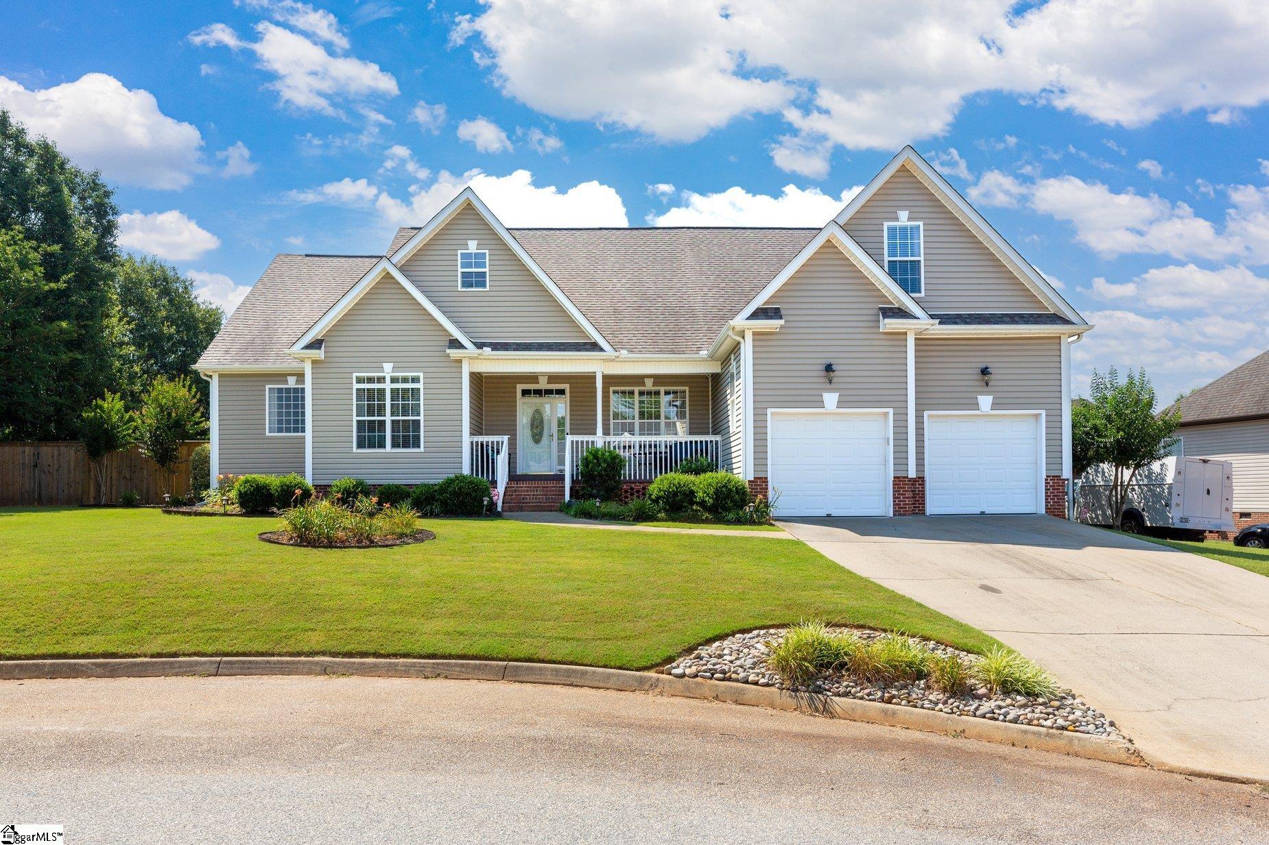Property image 1 at 6 Nakkol Drive, Simpsonville, SC 29680