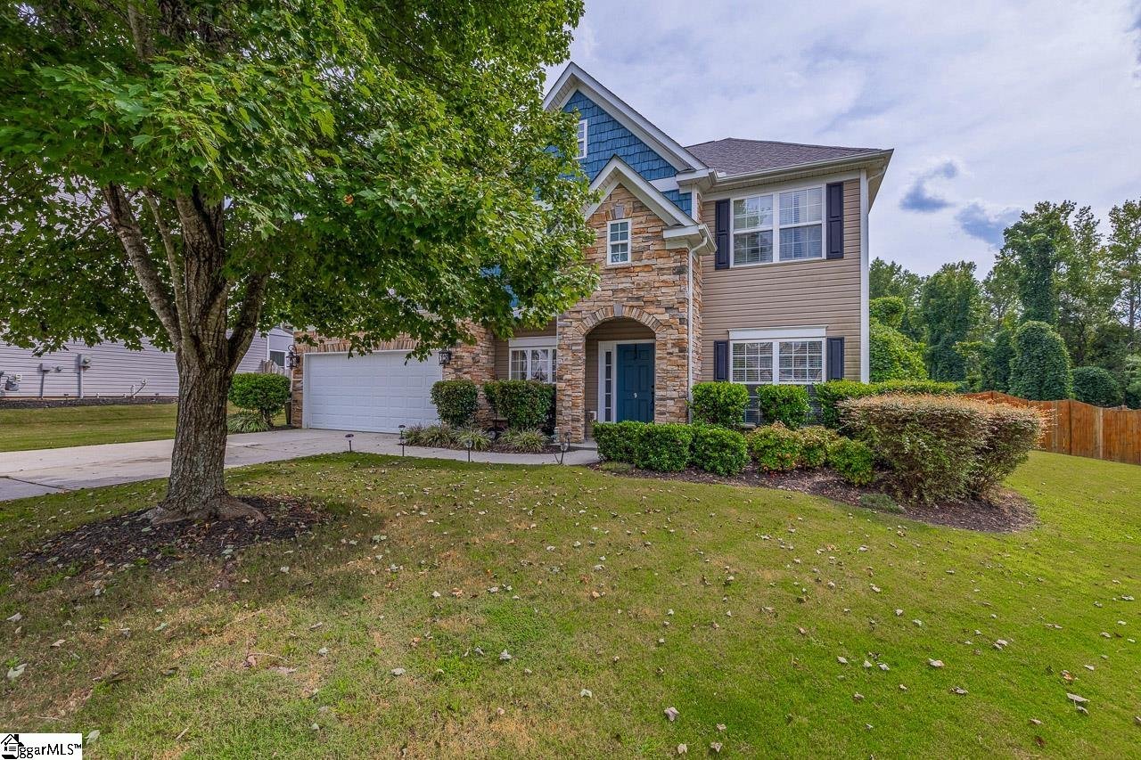 Property at 9 Peninsula Court, Simpsonville, SC 29681