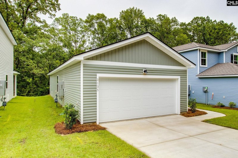 Property image 2 of 2135 Lofton Road in Grand Arbor, Blythewood, SC 29016