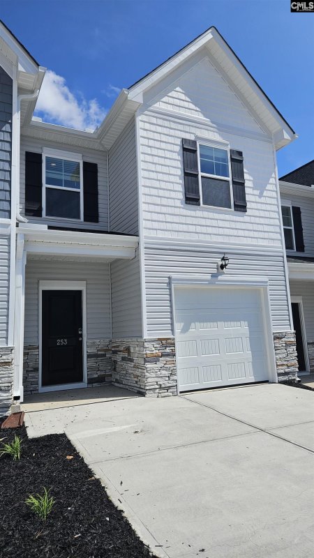 Property image 2 of 253 Sunny Hill Drive in The Falls, Blythewood, SC 29016-0000