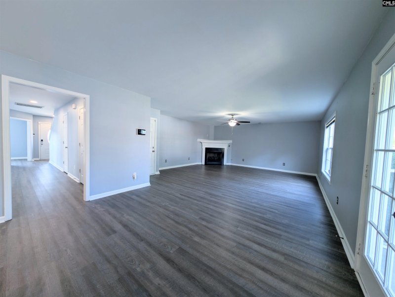 Property image 3 of 1021 Buttercup Circle in Willow Lake, Blythewood, SC 29016