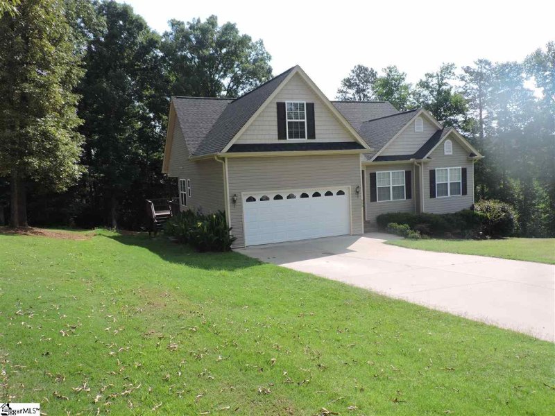 Property image 2 at 653 Nichole Place, Greer, SC 29651