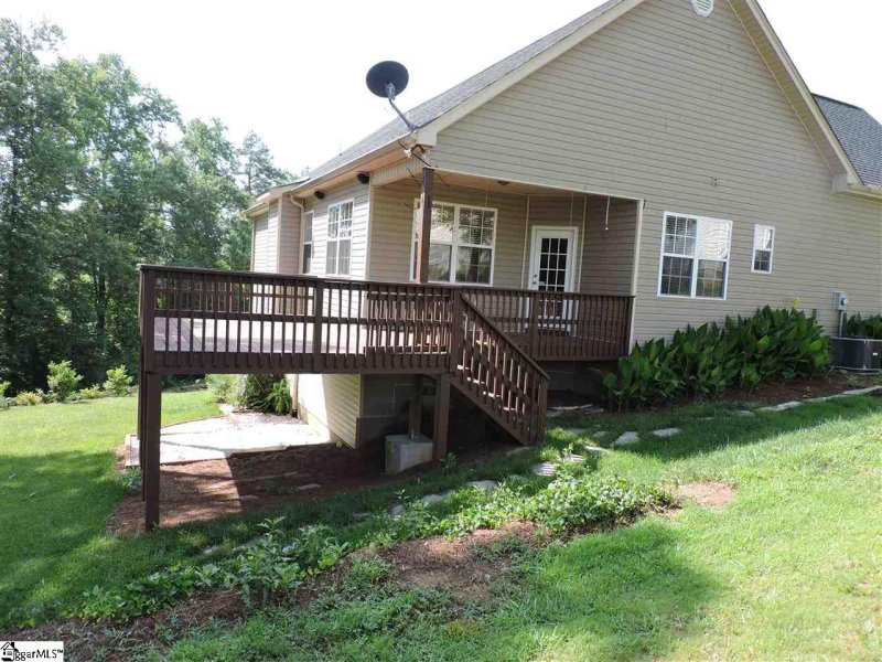 Property image 3 at 653 Nichole Place, Greer, SC 29651