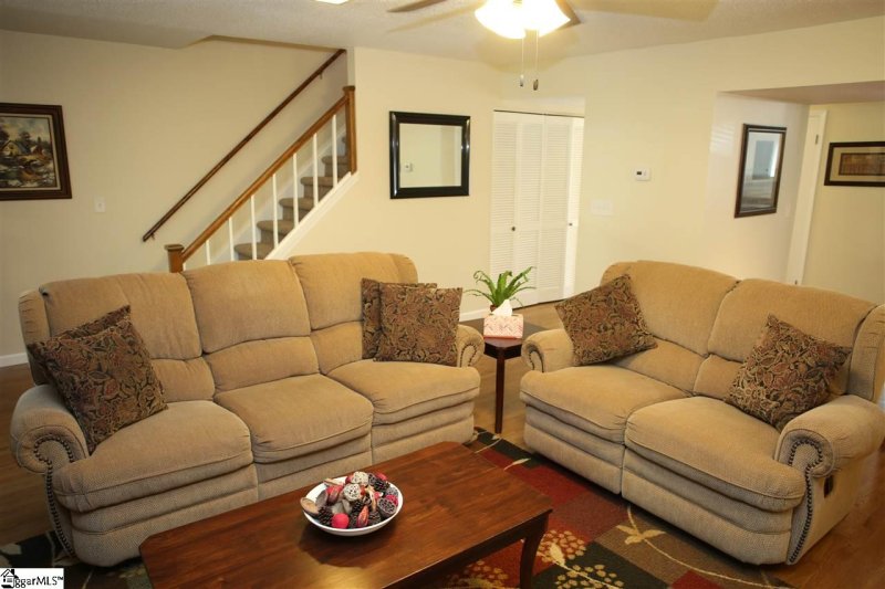 Property image 4 at 100 Stallings Road, Taylors, SC 29687