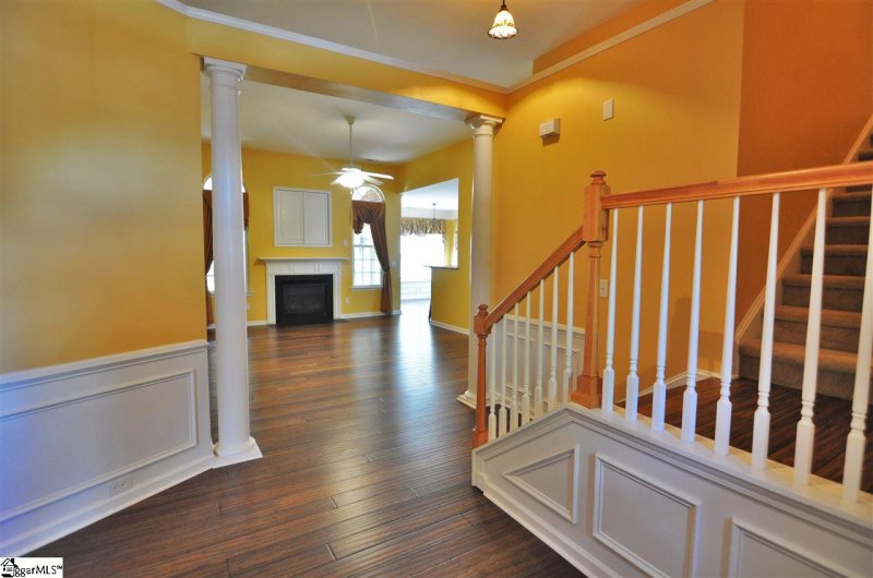 Property image 4 at 209 Lansfair Way, Greenville, SC 29607-6907