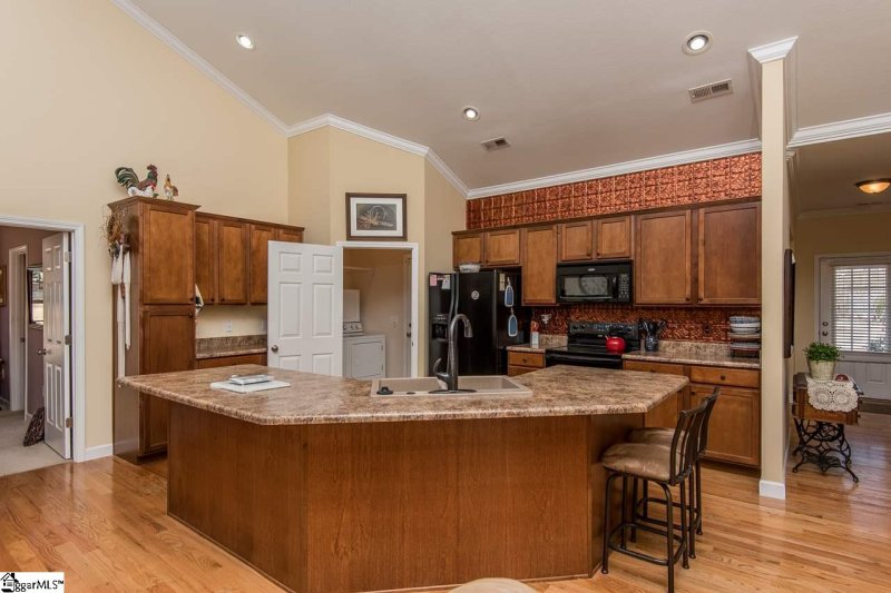 Property image 5 at 656 Nichole Place, Greer, SC 29651