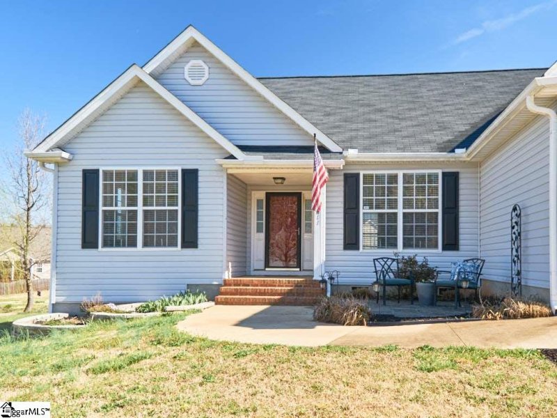 Property image 4 at 611 Nichole Place, Greer, SC 29651