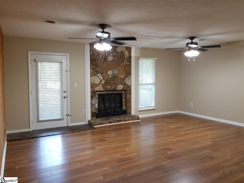 Property image 2 at 150 Stallings Road, Taylors, SC 29687