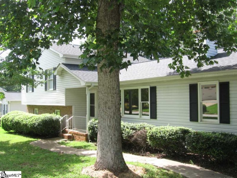 302 Waterbury Court