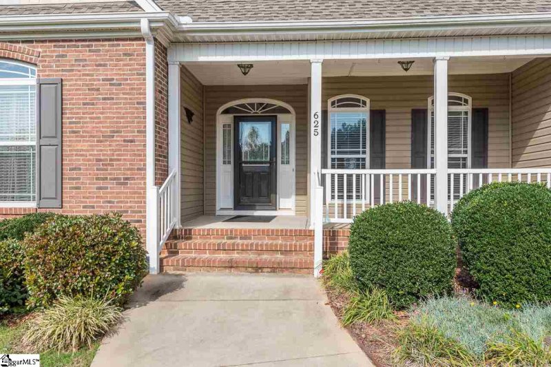 Property image 3 at 625 Nichole Place, Greer, SC 29651