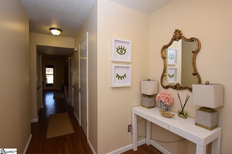 Property image 2 at 100 Stallings Road, Taylors, SC 29687