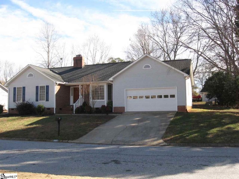 Property image 2 at 217 Hatteras Lane, Simpsonville, SC 29680