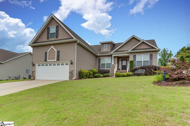 Property image 2 at 204 Josh Court, Greer, SC 29651
