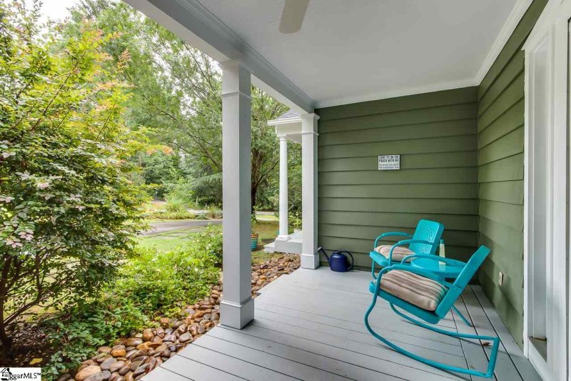 Property image 2 of 215 Altamont Road in Paris Mt Area, Greenville, SC 29609