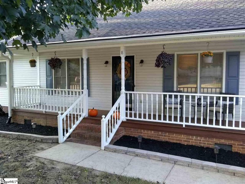 8 Hatteras Lane