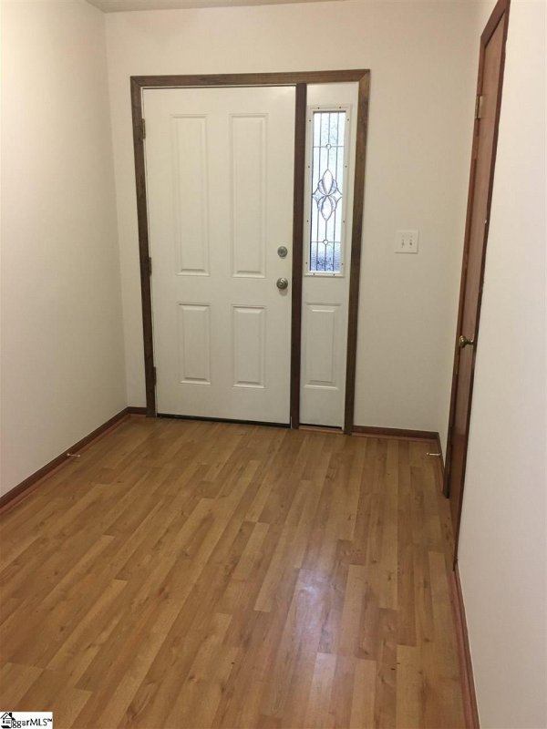 Property image 3 at 150 Stallings Road, Taylors, SC 29687