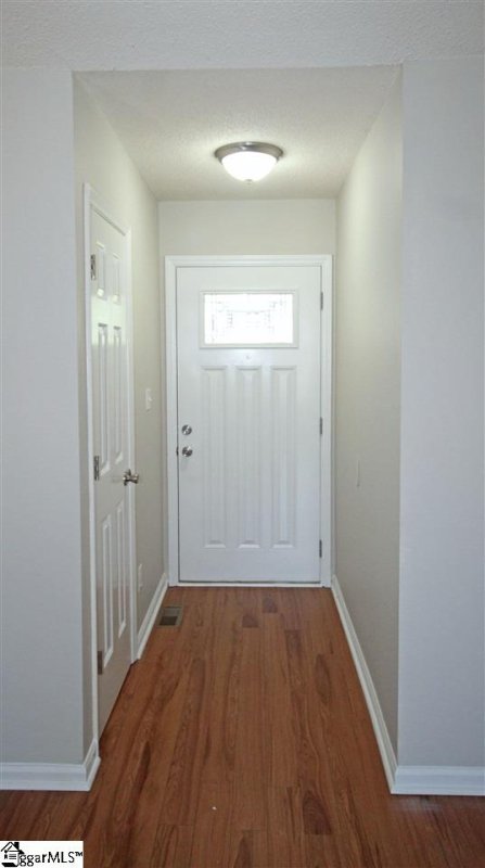 Property image 2 at 102 Waterbury Court, Simpsonville, SC 29680