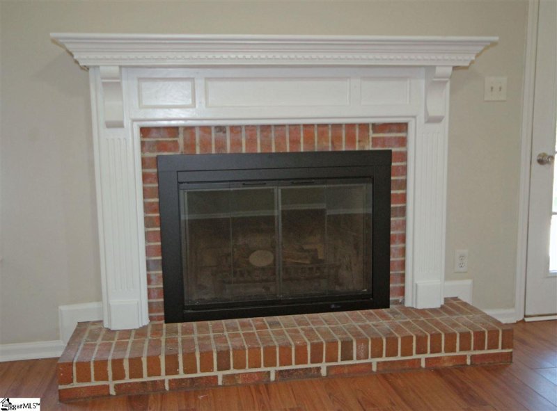 Property image 4 at 102 Waterbury Court, Simpsonville, SC 29680