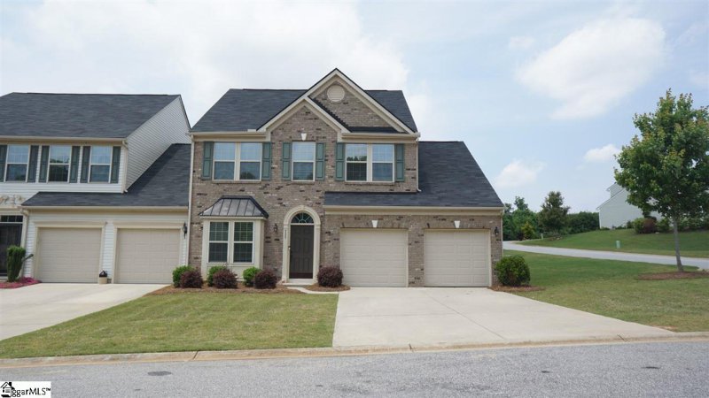 338 Bellerive Drive