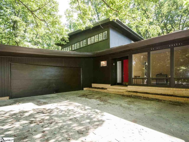 312 Fairview Drive