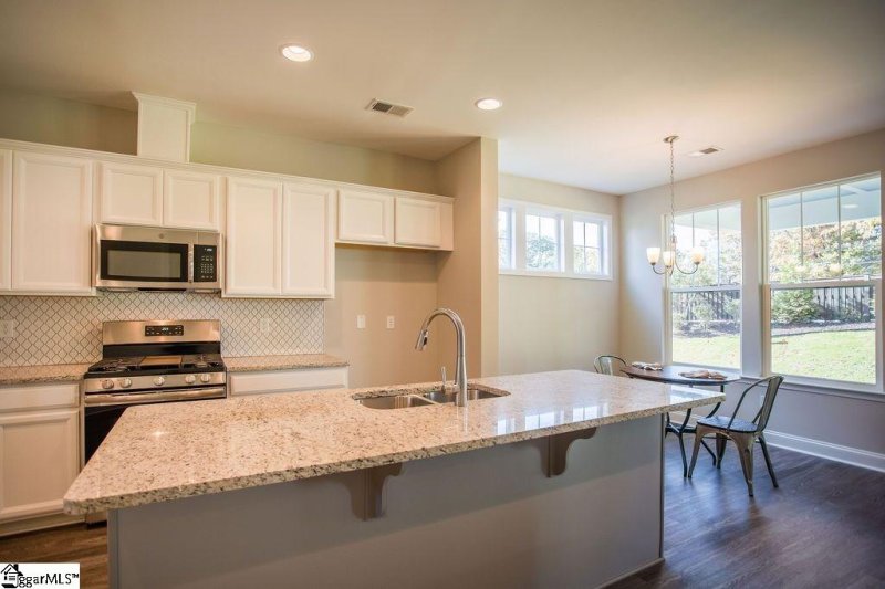 Property image 5 at 109 Coogan Lane, Greer, SC 29650