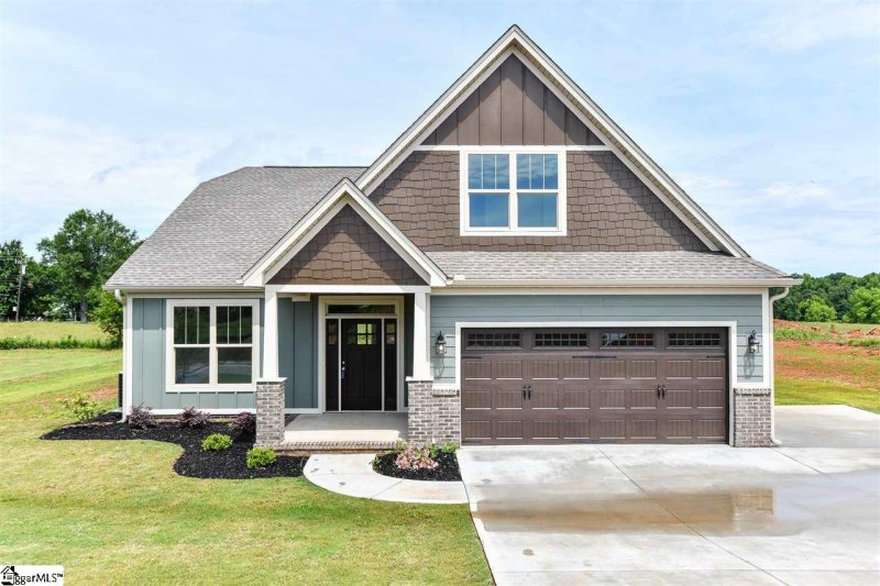 3 Claridge Way
