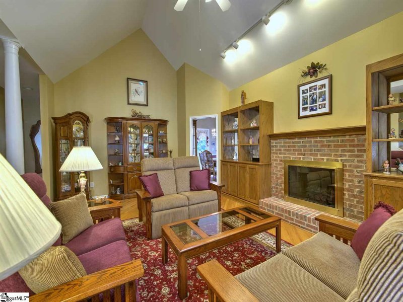 Property image 3 at 502 Hudders Creek Way, Simpsonville, SC 29680