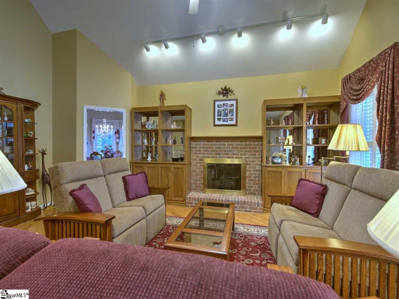 Property image 4 at 502 Hudders Creek Way, Simpsonville, SC 29680