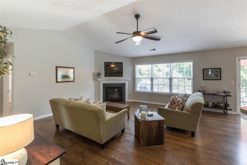 Property image 2 at 520 Laurel Meadows Parkway, Greenville, SC 29607