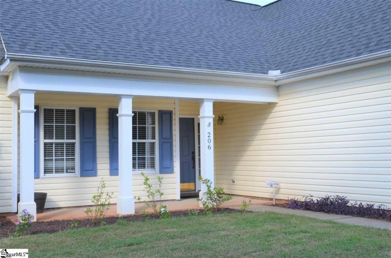 Property image 2 at 206 Laurel Meadows Parkway, Greenville, SC 29607