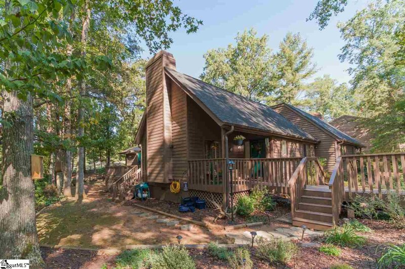 Property image 3 at 100 Stallings Road, Taylors, SC 29687