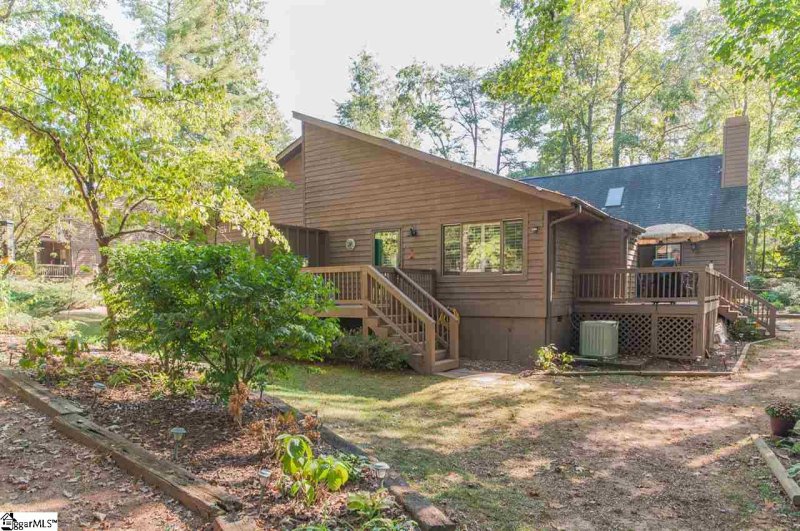 Property image 5 at 100 Stallings Road, Taylors, SC 29687