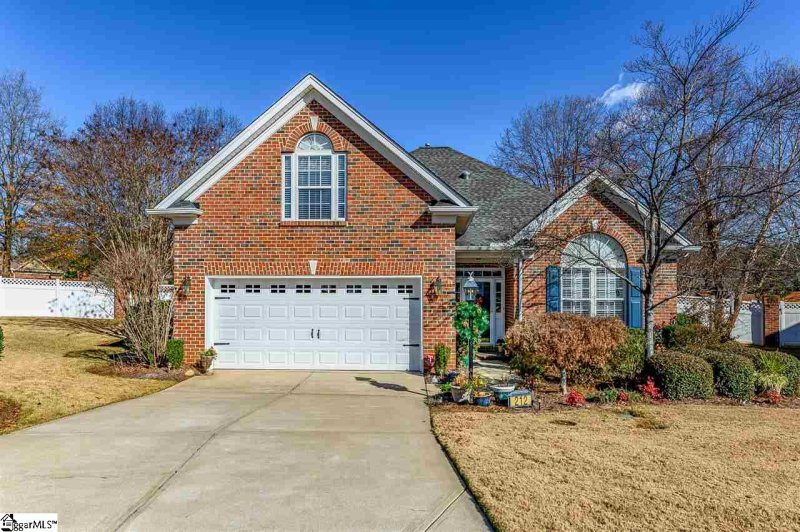 212 Lansfair Way