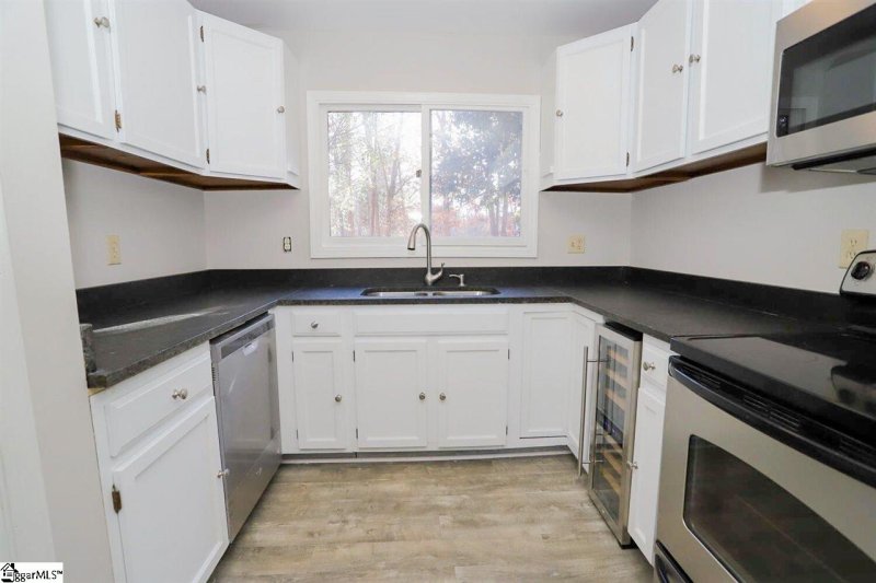 Property image 5 at 150 Stallings Road, Taylors, SC 29687