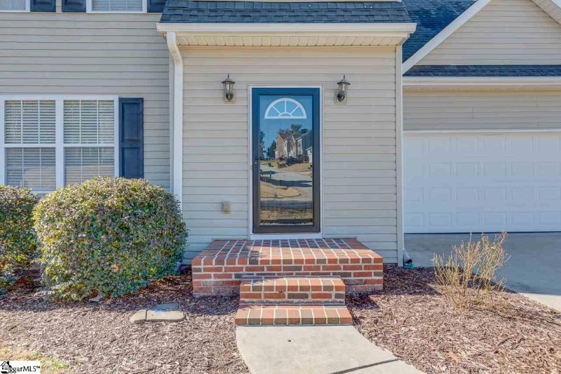 Property image 3 at 706 Laurel Meadows Parkway, Greenville, SC 29607