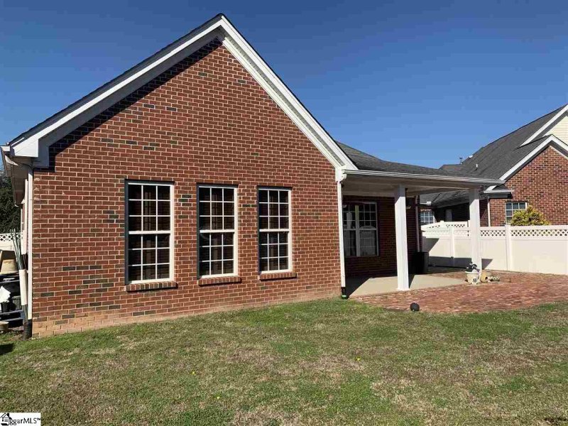 Property image 2 at 6 Tinsberry Drive, Greenville, SC 29607