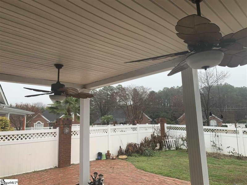 Property image 4 at 6 Tinsberry Drive, Greenville, SC 29607