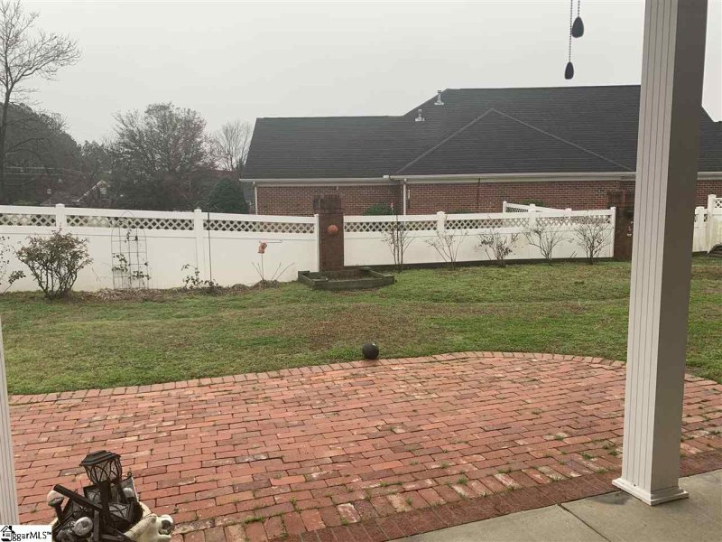 Property image 5 at 6 Tinsberry Drive, Greenville, SC 29607