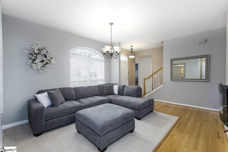 Property image 2 at 121 Laurel Meadows Parkway, Greenville, SC 29607