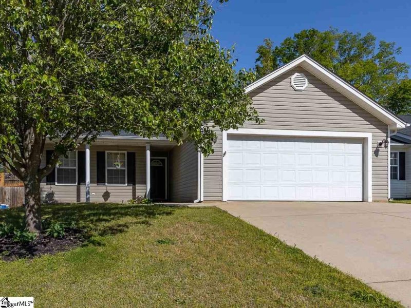 9 FALCON RIDGE Way