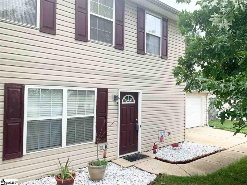 Property image 4 at 604 Laurel Meadows Parkway, Greenville, SC 29607